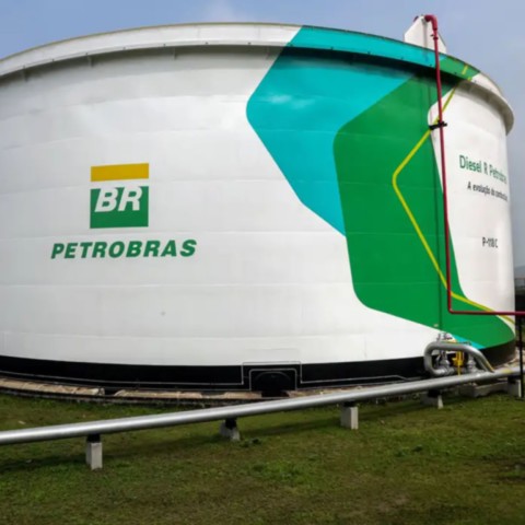 Lava Jato destruiu 4,44 milhões de empregos, aponta estudo do DIEESE Lava Jato destruiu 4,44 milhões de empregos, aponta estudo do DIEESE