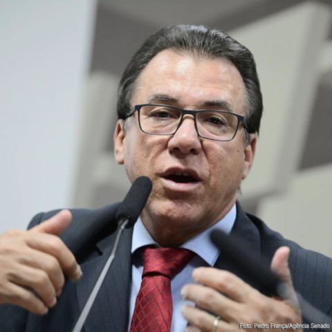 Ministro do Trabalho, Luiz Marinho, anuncia proposta para nova contribuição sindical 