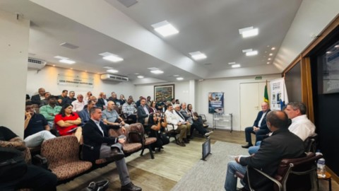Seminário Construção Pesada: Capital e Trabalho na Mesma Obra Seminário Construção Pesada: Capital e Trabalho na Mesma Obra